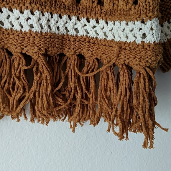 Lou & Grey for Loft cropped camel fringe sweater - Picture 3 of 5